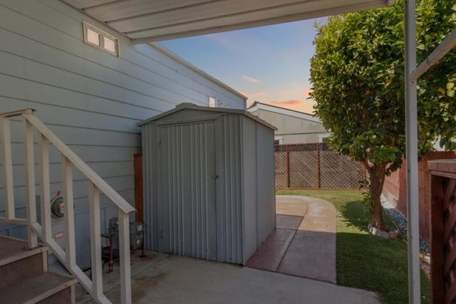 444 Whispering Pines Drive, Scotts Valley CA: https://media.crmls.org/mediaz/85cd5210-3ae8-4b96-8c09-a8cb938b90ab.jpg