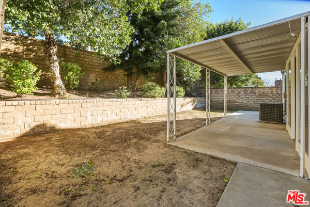 2538 Lowell Court, Simi Valley CA: https://media.crmls.org/mediaz/85cd9405-96c0-40f9-a47b-84a863e793da.jpg