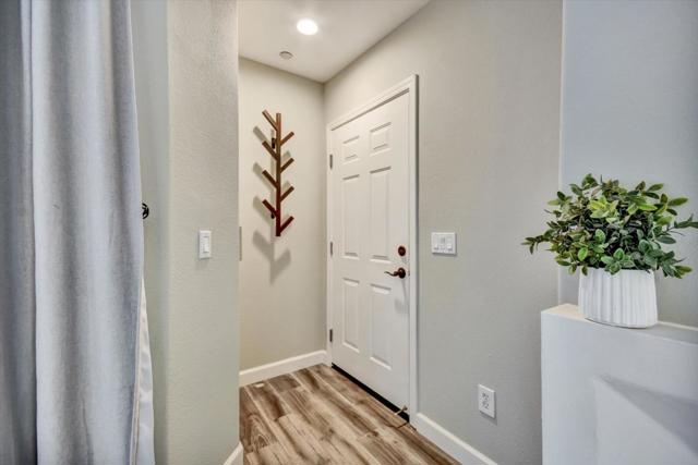 2043 Sonador Commons, San Jose CA: https://media.crmls.org/mediaz/85cdc95b-cf69-4978-a842-84a3f3810427.jpg