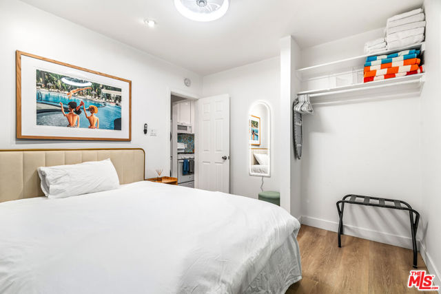 Image 32 of 75 For 502 Calle Santa Rosa