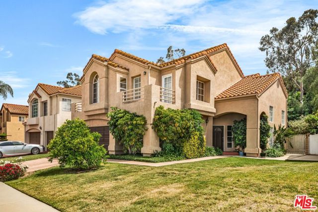 23234 Valerio Street, West Hills CA: https://media.crmls.org/mediaz/85cf88ee-7e7d-4e21-8d8d-4ea8f1f09263.jpg