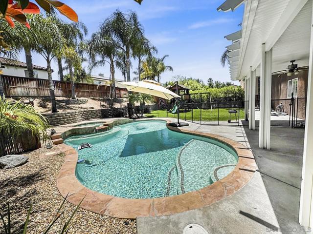26118 Manzanita St, Murrieta CA: https://media.crmls.org/mediaz/85cf910e-cd07-4212-aef2-18b54a813083.jpg