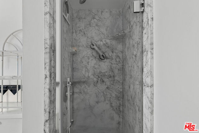 618 W 111th Place, Los Angeles CA: https://media.crmls.org/mediaz/85d00c96-c089-40cb-bee8-a92aeb7cbb2d.jpg