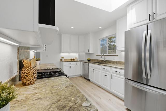 Image 27 of 89 For 920 Franklin Street