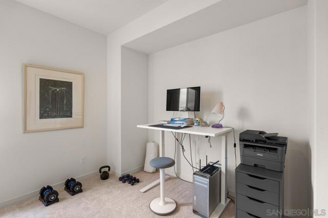 4170 Sitio Cielo, Oceanside CA: https://media.crmls.org/mediaz/85d1aeaa-74cc-4d67-81f2-a4093a142cd9.jpg