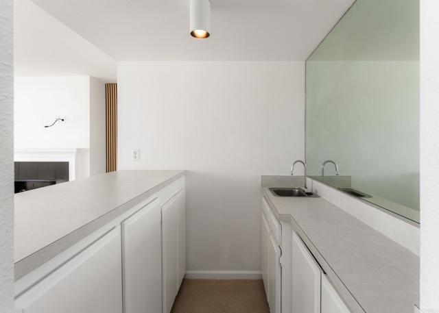 Detail Gallery Image 14 of 35 For 2420 Torrey Pines Rd #B303,  La Jolla,  CA 92037 - 2 Beds | 2 Baths