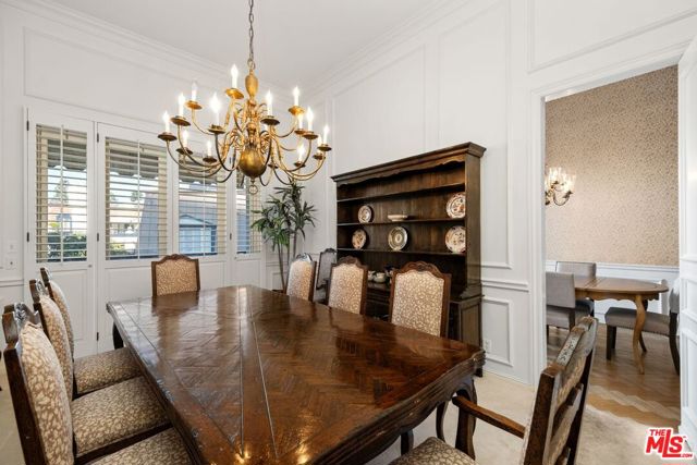10114 Empyrean Way, Los Angeles CA: https://media.crmls.org/mediaz/85d2e0b1-11e7-4a5b-80f4-4cbd4049d2b7.jpg
