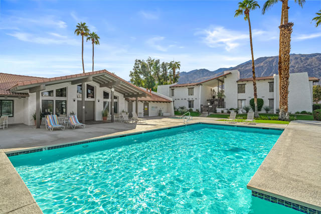 1050 E Ramon Road, Palm Springs CA: https://media.crmls.org/mediaz/85d2e946-f39a-424e-9a64-d511a6a10a18.jpg
