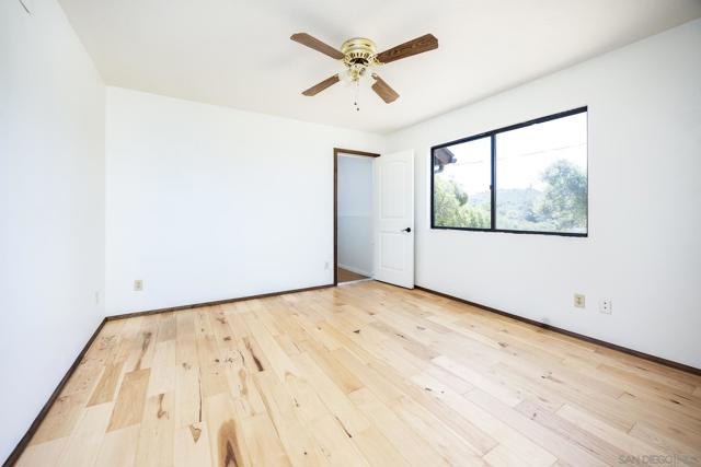 10649 Boulder Creek Rd, Descanso CA: https://media.crmls.org/mediaz/85d32494-b517-4fe0-a5fa-31122eaa2331.jpg