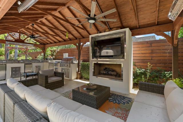 65 Fairfax Avenue, Atherton CA: https://media.crmls.org/mediaz/85d3545c-7f0c-4b0b-acbb-f359beb5bc31.jpg