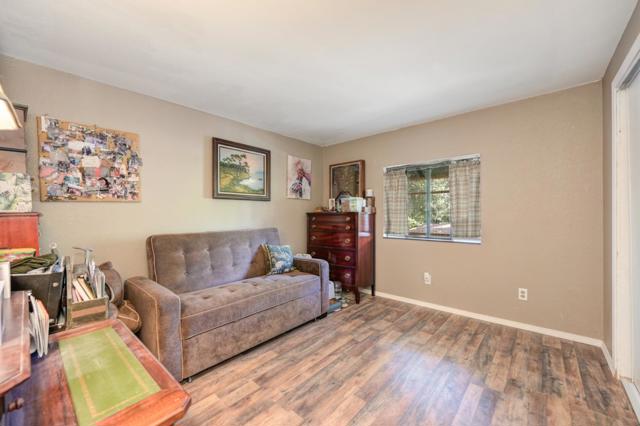 Image 22 of 46 For 14074 Irishtown Road 19