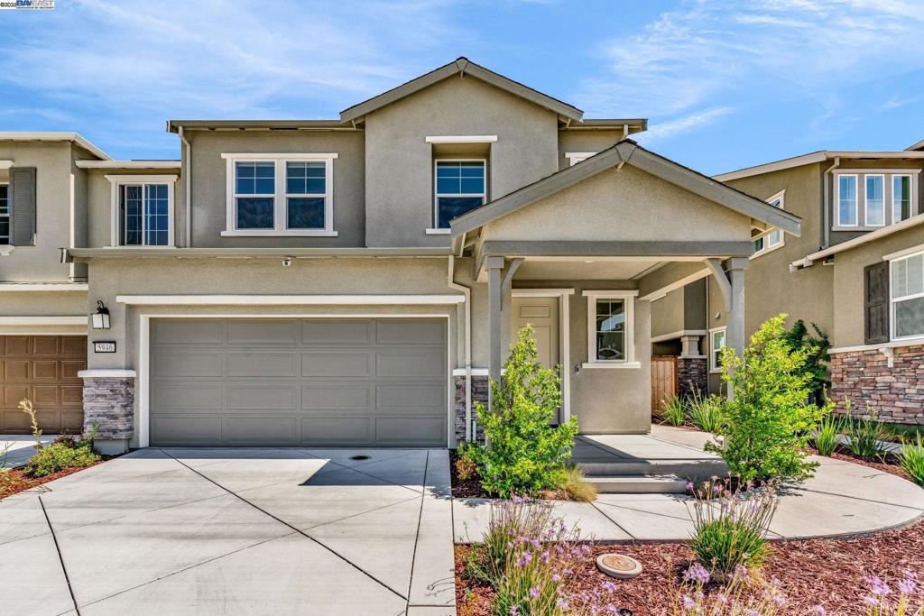 5946 Markham Dr