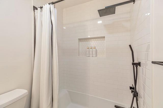 17510 Carriage Lamp Way, Morgan Hill CA: https://media.crmls.org/mediaz/85d64e5e-957e-473b-827e-5f2c9a33ccc4.jpg
