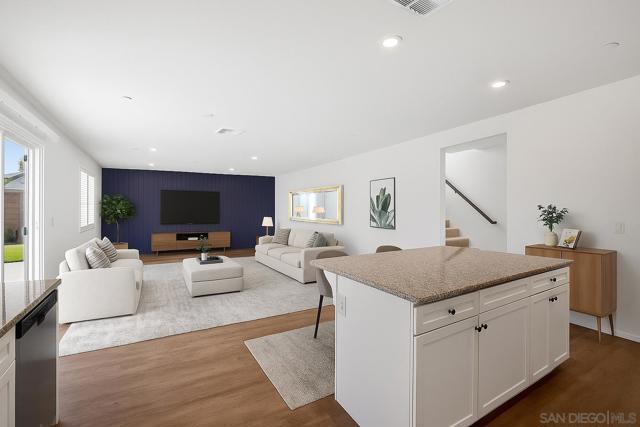 1428 Wild Prairie Way, Hemet CA: https://media.crmls.org/mediaz/85d704c6-f75c-47e1-a576-fe7c1545a4ee.jpg