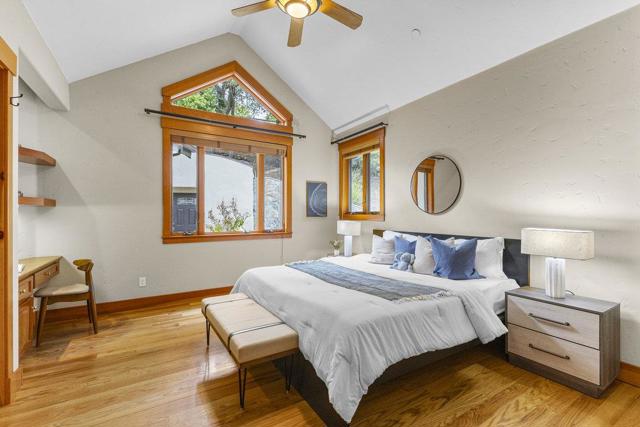 14205 Shannon Road, Los Gatos CA: https://media.crmls.org/mediaz/85d7bec3-c969-4012-b123-31e58b20c6a0.jpg