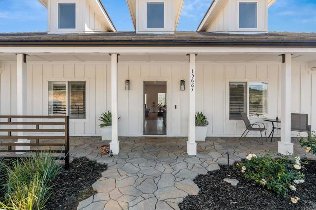 Detail Gallery Image 4 of 55 For 15663 Mathew Rd, Valley Center,  CA 92082 - 4 Beds | 3 Baths