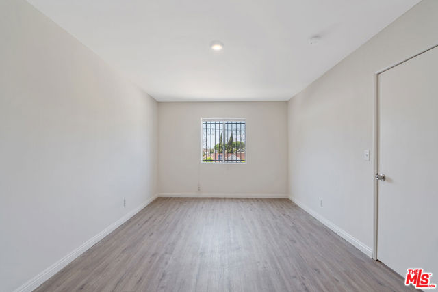 945 N Ditman Avenue, Los Angeles CA: https://media.crmls.org/mediaz/85d954ff-7a43-40c1-a4d1-f50d8c3fd013.jpg