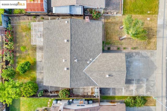 2968 Calle Del Sol Way, Rancho Cordova CA: https://media.crmls.org/mediaz/85d98ac8-6be9-4680-b0d6-e82f3eccd3a7.jpg