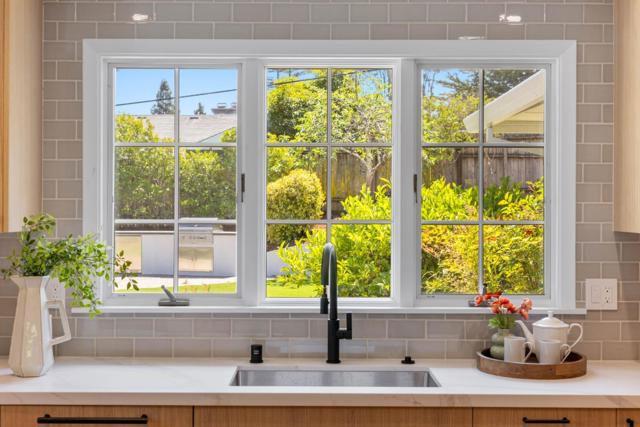 1575 Kingswood Drive, Hillsborough CA: https://media.crmls.org/mediaz/85db68bd-12c5-4c64-bc96-e07bdf69f63d.jpg
