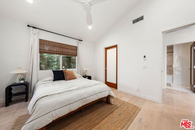 5627 Lemp Avenue, North Hollywood CA: https://media.crmls.org/mediaz/85dc3ad0-8481-4062-bd84-3fb02613c1f5.jpg