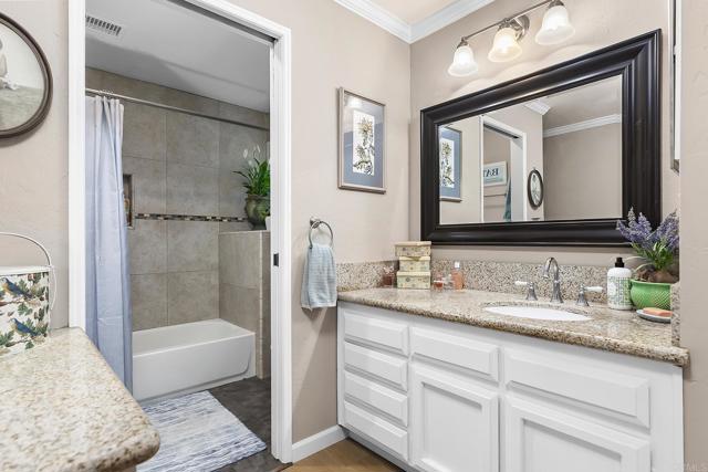 8420 Porter Hill Terrace, La Mesa CA: https://media.crmls.org/mediaz/85dcd7c6-a9bf-41e8-b7f4-7c0da7a01d37.jpg