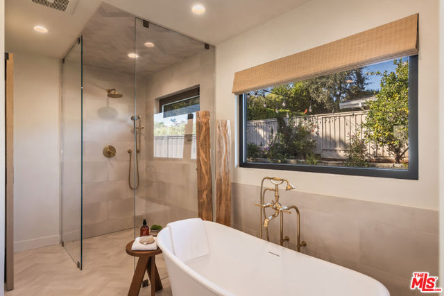 2419 Westridge Road, Los Angeles, California 90049, 5 Bedrooms Bedrooms, 0 ,4 BathroomsBathrooms,Single Family Residence,For Sale,Westridge,0,25614277