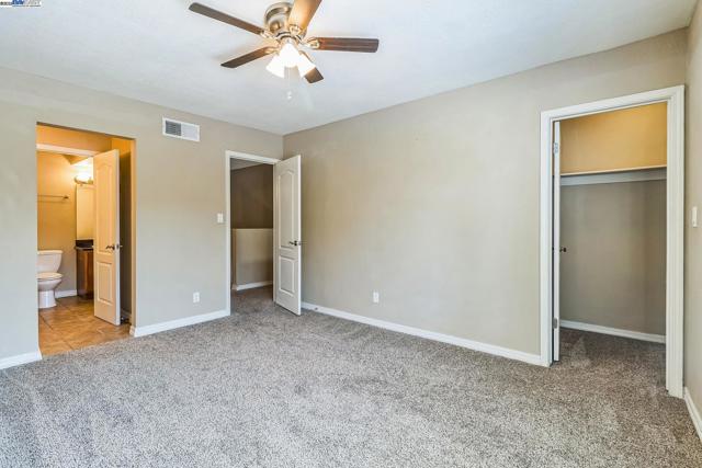 7166 N Fruit Ave, Fresno CA: https://media.crmls.org/mediaz/85dda41c-322f-4b16-aeb6-654e5984ff67.jpg