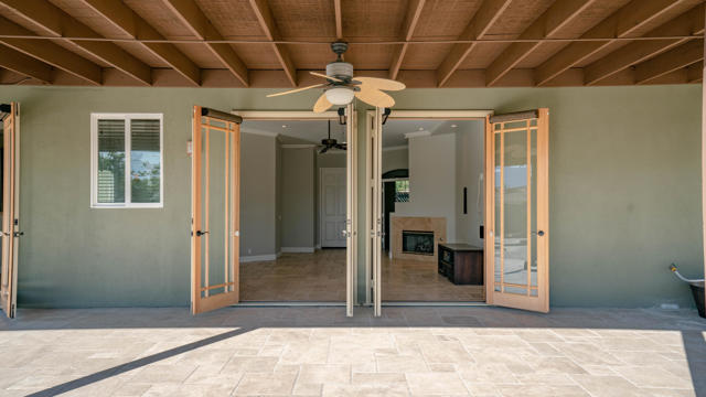 79925 Corte Calero, La Quinta CA: https://media.crmls.org/mediaz/85de2bb9-f45b-41bc-806b-f97888efc1af.jpg