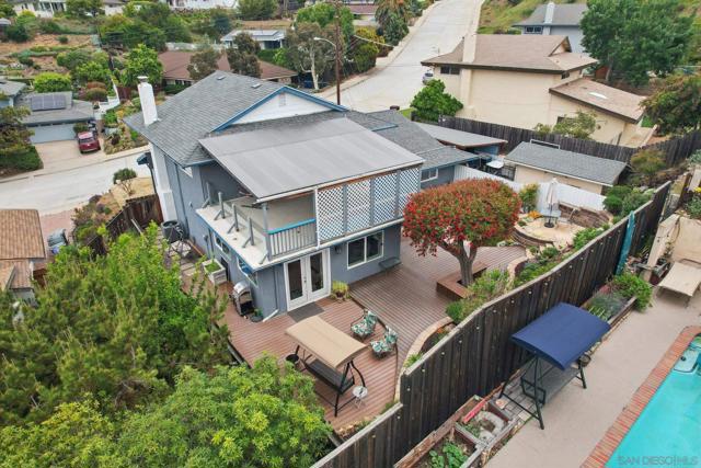 8007 Wetherly St, La Mesa CA: https://media.crmls.org/mediaz/85dfcef4-6483-4436-984a-ab8b427c99f3.jpg