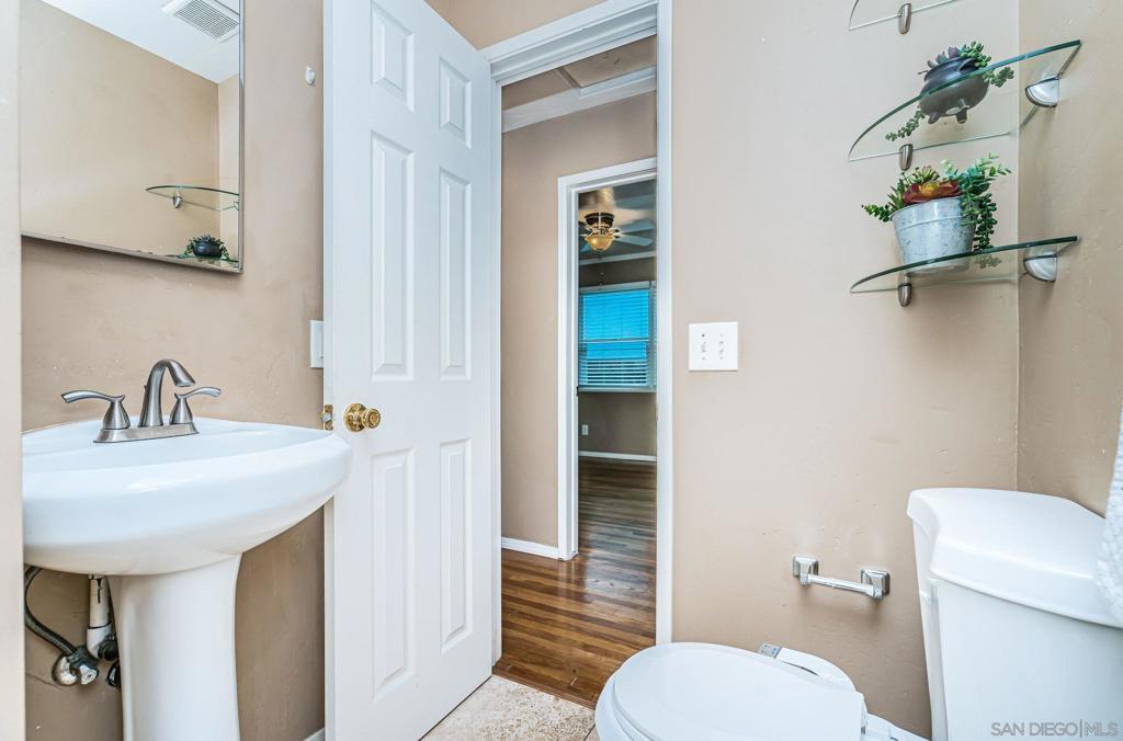 4954 63rd - photo 19