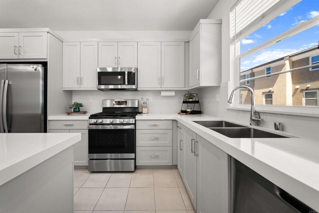 1226 Sunrise View - photo 9