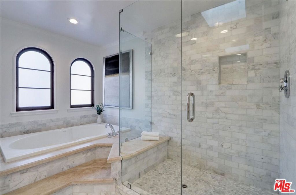 MLS #26913913 image #32