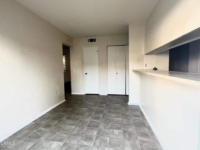 Detail Gallery Image 3 of 15 For 14885 Campus Park Dr #C,  Moorpark,  CA 93021 - 4 Beds | 3 Baths