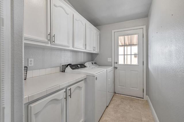 600 E Weddell Drive, Sunnyvale CA: https://media.crmls.org/mediaz/85e02db9-41e8-4db3-ae89-45555cd33e68.jpg