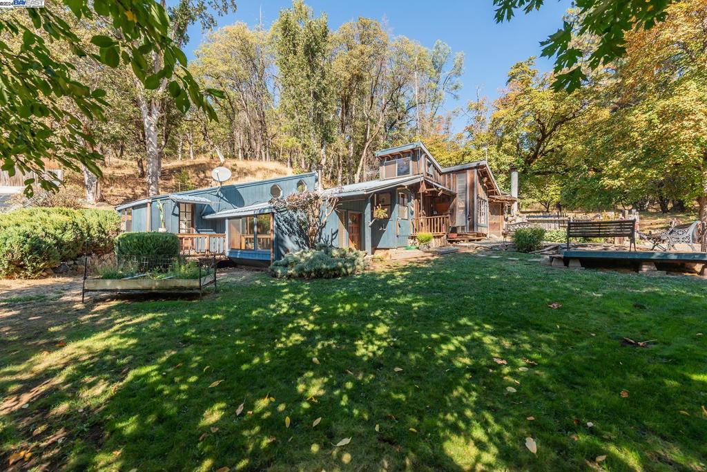 751 Mule Gulch Road