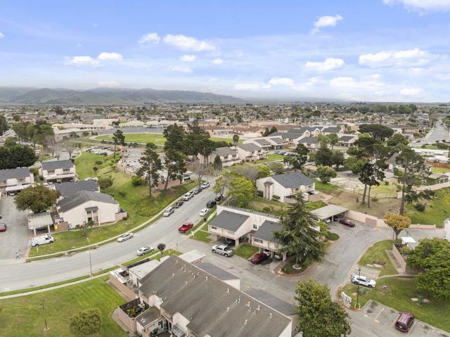 918 Acosta Plaza, Salinas CA: https://media.crmls.org/mediaz/85e149eb-ab68-4964-b07a-41feadf7a349.jpg