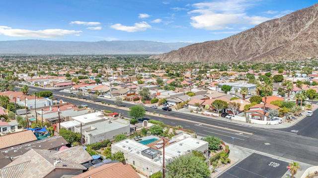 53945 Eisenhower Drive, La Quinta CA: https://media.crmls.org/mediaz/85e202a5-0aad-467a-b850-deae1c986d67.jpg