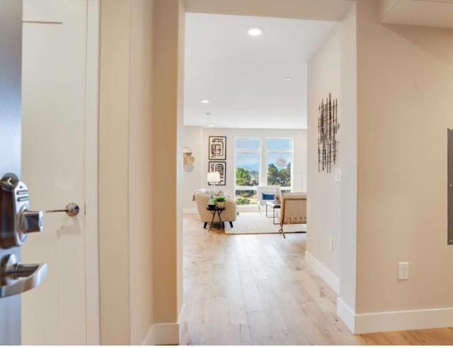 400 Mariners Island Boulevard, San Mateo CA: https://media.crmls.org/mediaz/85e33825-727c-472e-b974-427da4a06406.jpg