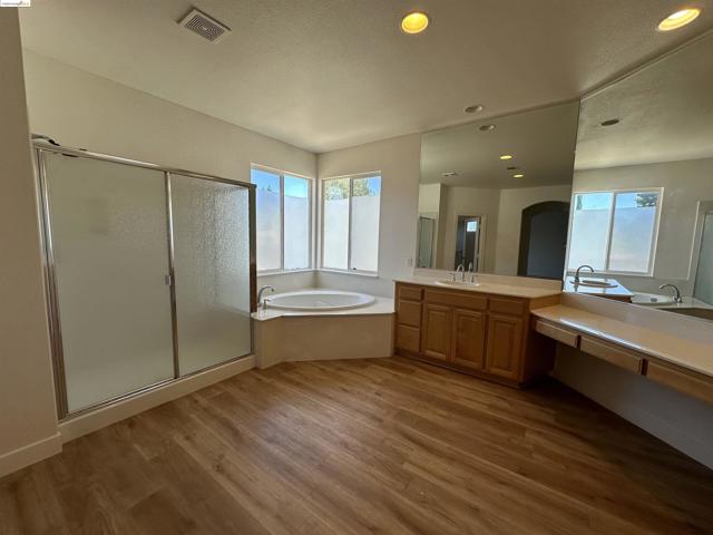 Image 11 of 22 For 1944 Mokelumne Dr