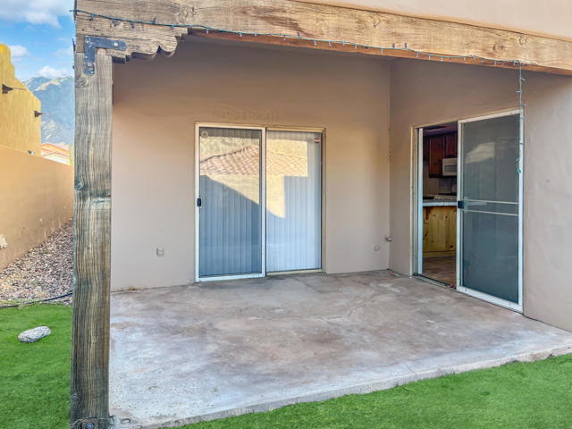 54670 Avenue Alvarado, La Quinta CA: https://media.crmls.org/mediaz/85e76181-a5d1-4fb1-9340-8d8c4dc8e197.jpg