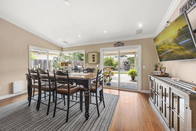 14172 MOORE COURT, Irvine CA: https://media.crmls.org/mediaz/85e8b84d-872f-45f6-ae79-4a2a17a0d797.jpg