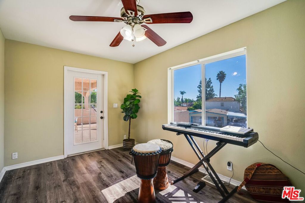 85E98557 761A 46F3 B55A D7A43A477908 121 Navajo Lane, Topanga, Ca 90290 &Lt;Span Style='BackgroundColor:transparent;Padding:0Px;'&Gt; &Lt;Small&Gt; &Lt;I&Gt; &Lt;/I&Gt; &Lt;/Small&Gt;&Lt;/Span&Gt;