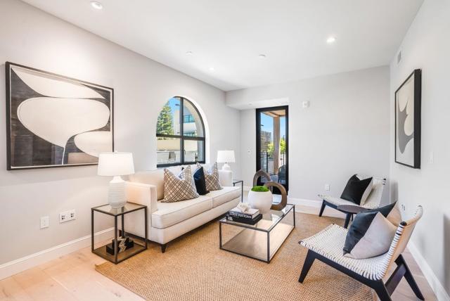 450 1st Street, Los Altos CA: https://media.crmls.org/mediaz/85e9ed58-2af9-41bd-aca7-a9ebec6d248c.jpg