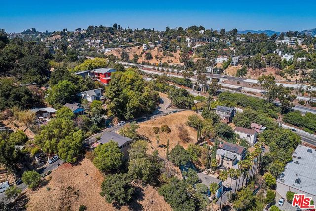 1947 Rosebud, Los Angeles CA: https://media.crmls.org/mediaz/85eb387b-7ef5-4dda-81e7-951087f0d438.jpg