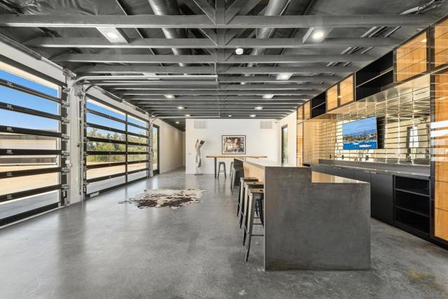 36051 E Benton Rd., Temecula CA: https://media.crmls.org/mediaz/85eb4e3e-cbb0-40b2-bf3c-6715dfbf12ee.jpg