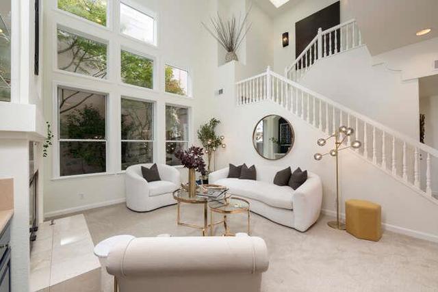 816 Corriente Point Drive,  CA: https://media.crmls.org/mediaz/85ebef20-bf3c-4108-b8dd-561e81b4fb50.jpg