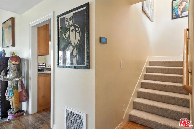 730 Basin Drive, Topanga CA: https://media.crmls.org/mediaz/85ec4be3-0d63-409d-bfc3-573bcbfa64a6.jpg