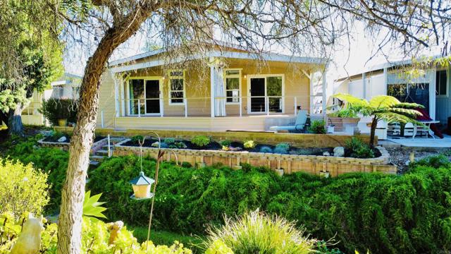 5188 Don Rodolfo Drive, Carlsbad CA: https://media.crmls.org/mediaz/85ec7c73-b3cb-4c71-8655-698ab52891a1.jpg