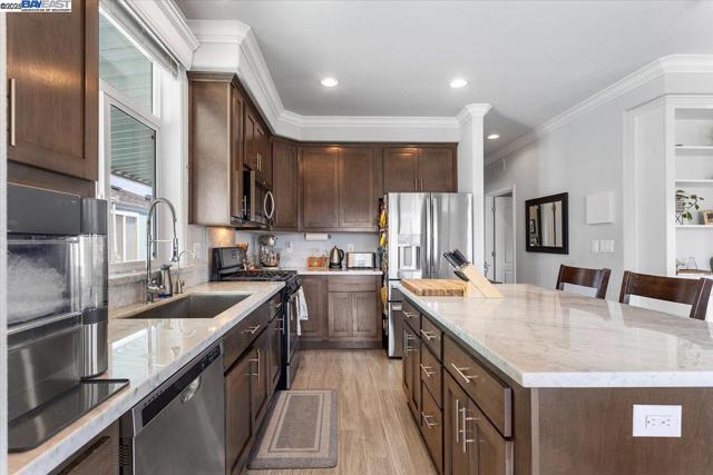3015 E Bayshore Road #423, Redwood City CA: https://media.crmls.org/mediaz/85ee6af7-caf8-45ab-9fcd-4bfb87e09a73.jpg