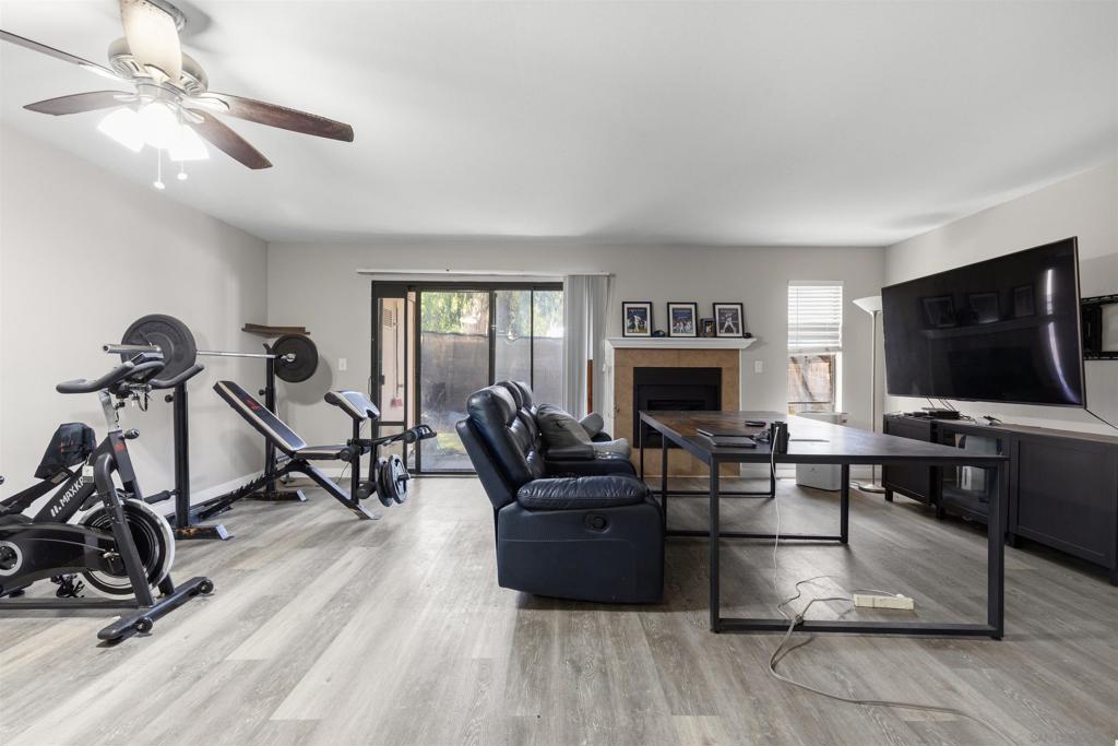 9895 Scripps Westview Way - photo 8